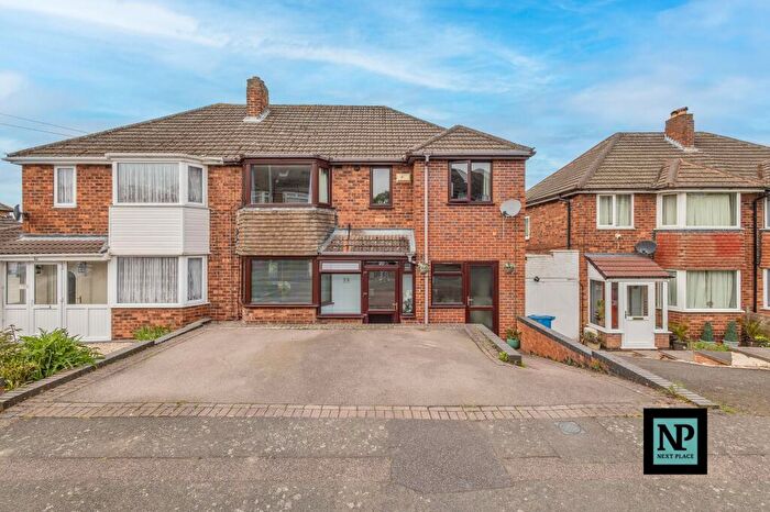 4 Bedroom Semi-Detached House For Sale In Ethelfleda Road, Hockley, B77