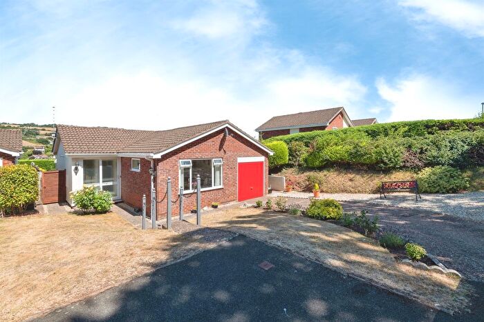 2 Bedroom Detached Bungalow For Sale In Richmond Close, Minehead, TA24
