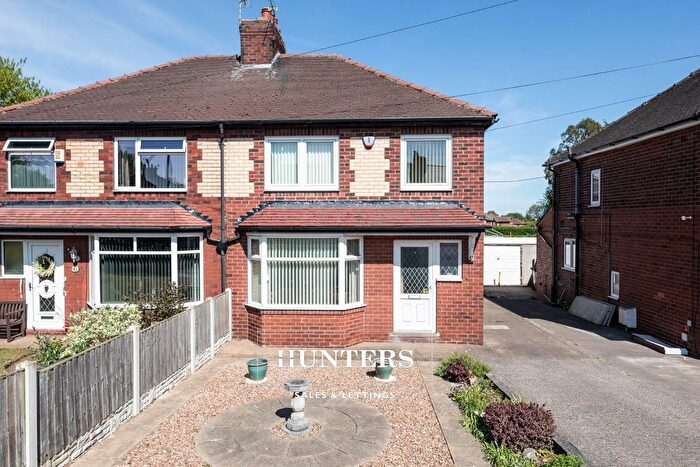 3 Bedroom Semi-detached House For Sale In Redhill Drive, Castleford, WF10