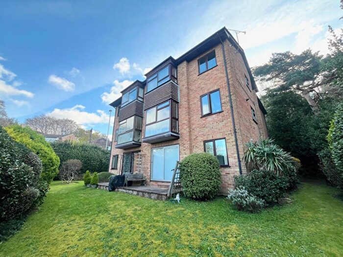 2 Bedroom Apartment To Rent In Osborne Road, Poole, BH14