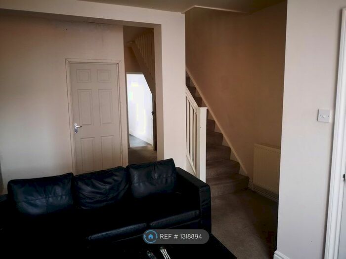 2 Bedroom Terraced House To Rent In Stanley Road, Northampton NN5