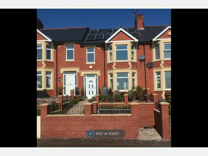 3 Bedroom Terraced House To Rent In Dock View Road, Barry, CF63
