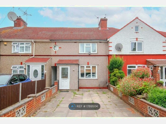 3 Bedroom Terraced House To Rent In Broadfield Square, Enfield, EN1