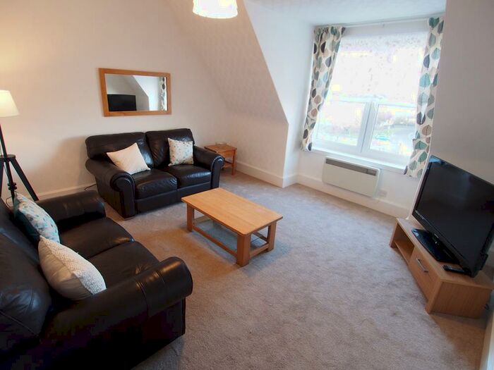 2 Bedroom Flat To Rent In King Street, Top Left, AB24