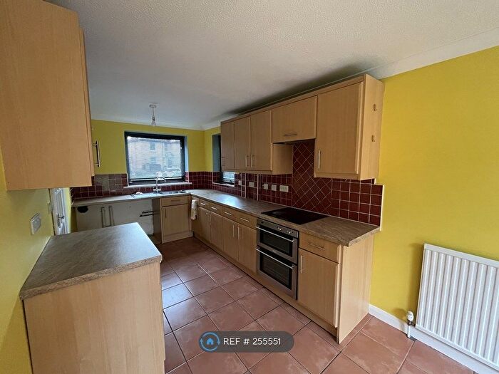 4 Bedroom Semi-Detached House To Rent In The Moorings, Newington, Sittingbourne, ME9