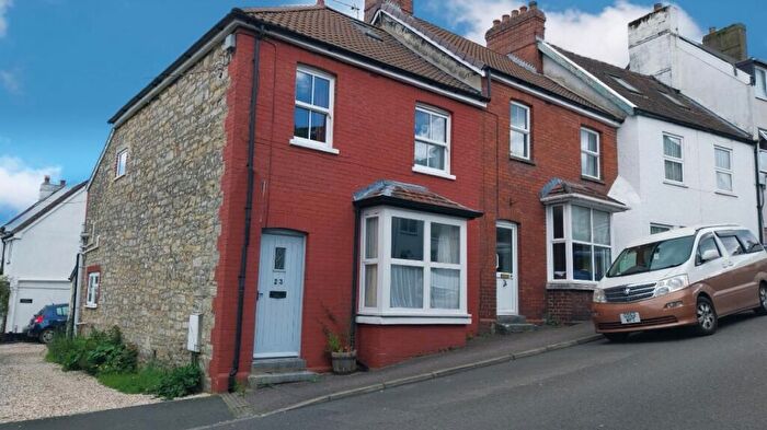 3 Bedroom End Of Terrace House For Sale In Castle Hill, Axminster, EX13