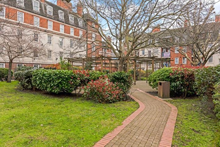 1 Bedroom Flat For Sale In Fisherton Street, London, NW8