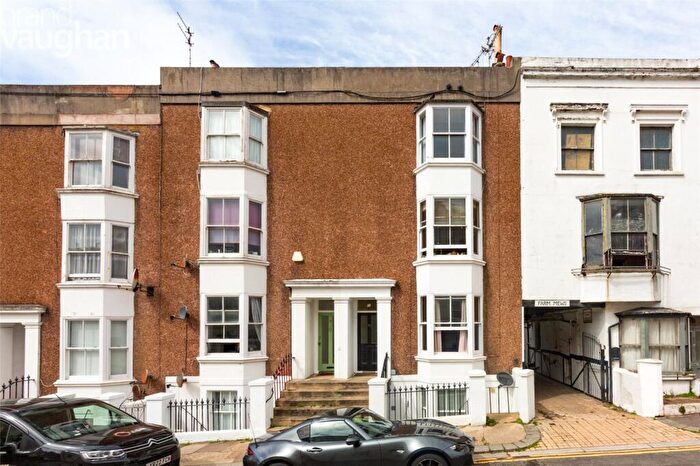 1 Bedroom Flat To Rent In Farm Road, Hove, East Sussex, BN3