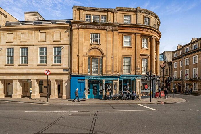 1 Bedroom Flat For Sale In Dorchester Street, Bath, BA1