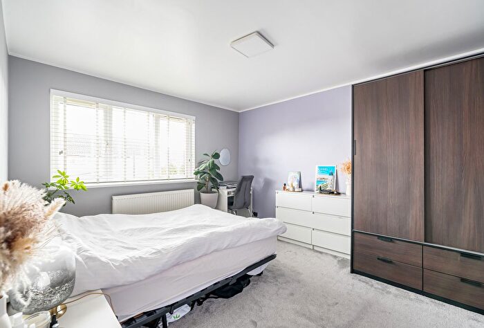 3 Bedroom Terraced House For Sale In Newnham Place, Patchway, Bristol, BS34