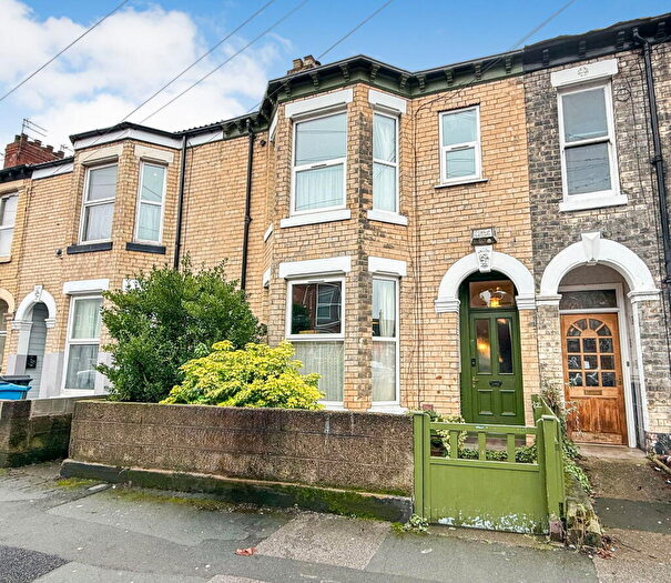 4 Bedroom Terraced House For Sale In Park Grove, Hull, East Riding Of Yorkshire, HU5