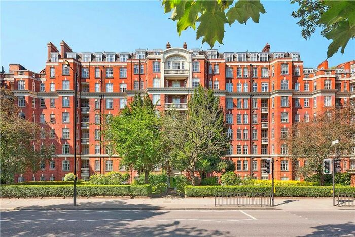3 Bedroom Flat To Rent In Maida Vale, London, W9