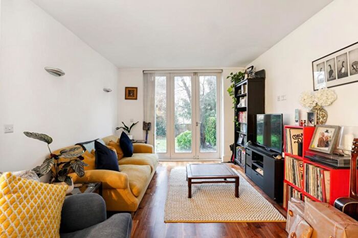 2 Bedroom Flat To Rent In Maresfield Gardens, Hampstead, NW3