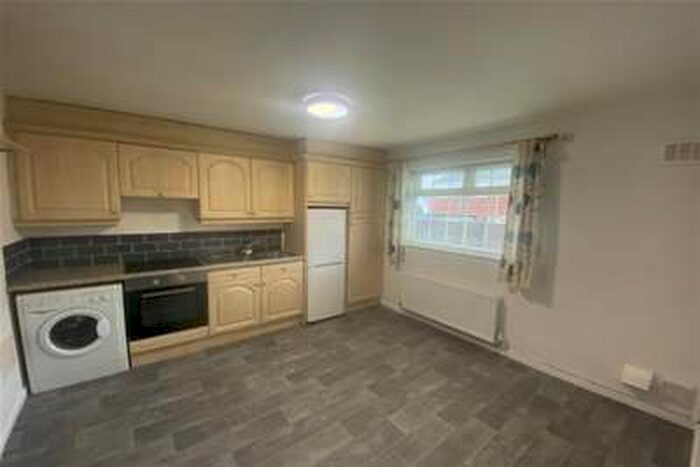 3 Bedroom House To Rent In Elmhurst Gardens, Middlesbrough, TS8