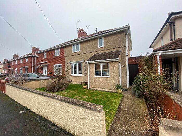 3 Bedroom House To Rent In Drake Road, Southville, BS3