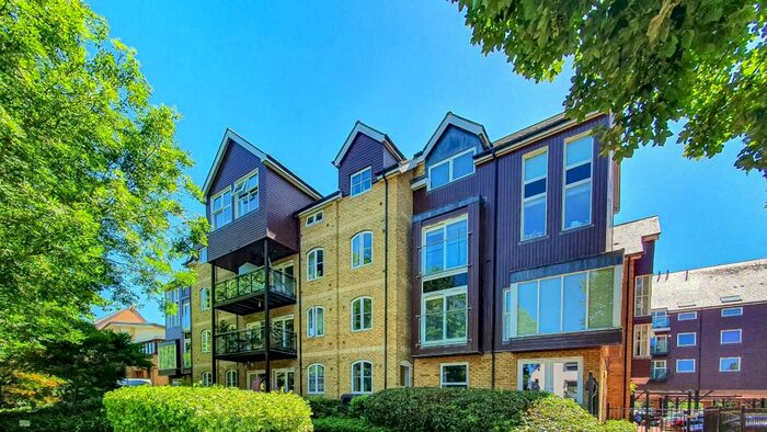 2 Bedroom Flat To Rent In Fusion Court, Ware, SG12