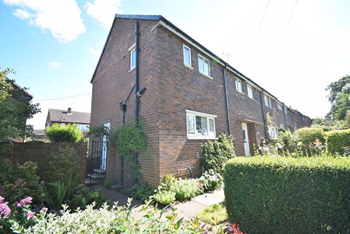 3 Bedroom Semi Detached House To Rent In Standbridge Lane, Wakefield, WF2