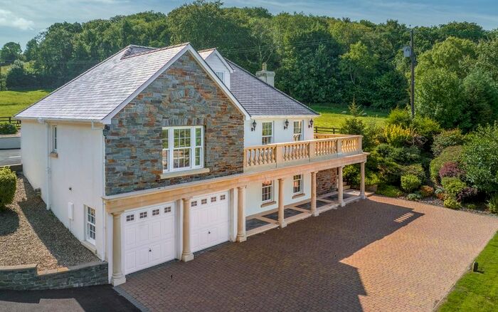 4 Bedroom Land For Sale In Carmarthen Road, Llanybydder, SA40