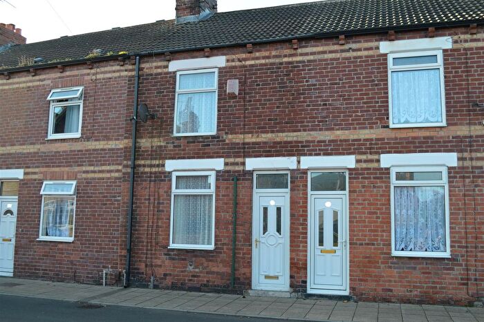 2 Bedroom Terraced House To Rent In King Street, Castleford, WF10