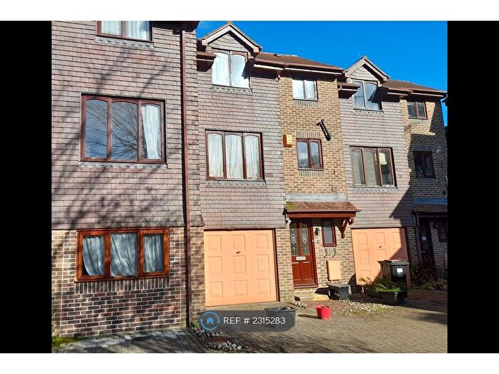 2 Bedroom Terraced House To Rent In Preston Village Mews, Brighton, BN1