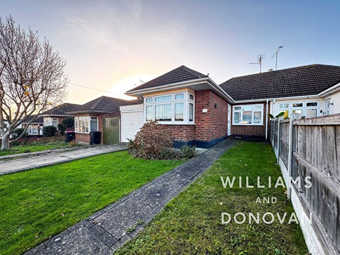 2 Bedroom Semi Detached Bungalow For Sale In Heycroft Road, Leigh On Sea, SS9