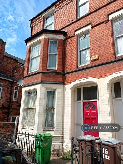 3 Bedroom Semi-Detached House To Rent In Lake Street, Nottingham, NG7
