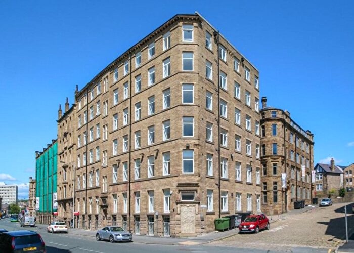 2 Bedroom Apartment To Rent In Airedale House, Sunbridge Road, Bradford, West Yorkshire, BD1