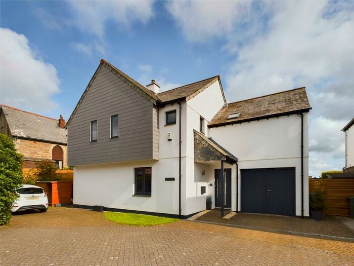 5 Bedroom Detached House For Sale In Longstone, St. Mabyn, PL30