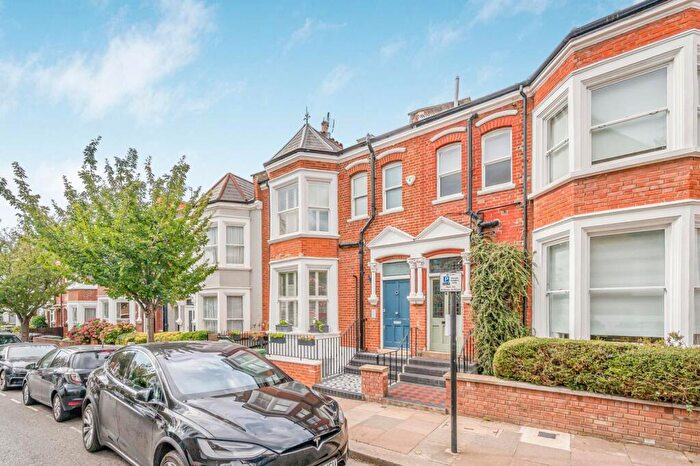 7 Bedroom Terraced House For Sale In Pandora Road, London, NW6