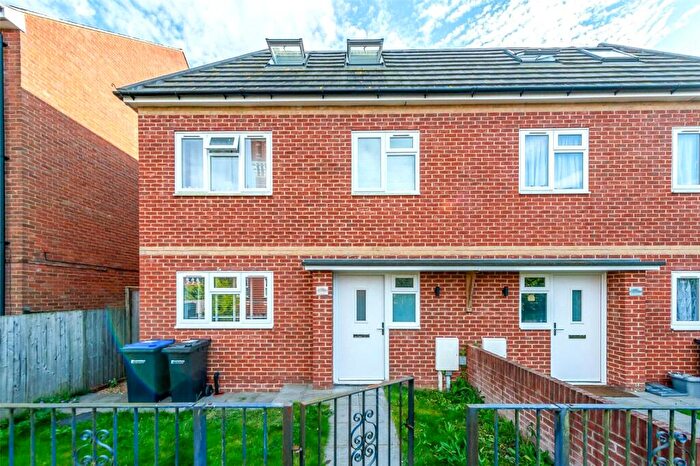 5 Bedroom Semi-Detached House For Sale In Godfrey Gardens, Chartham, Canterbury, Kent, CT4