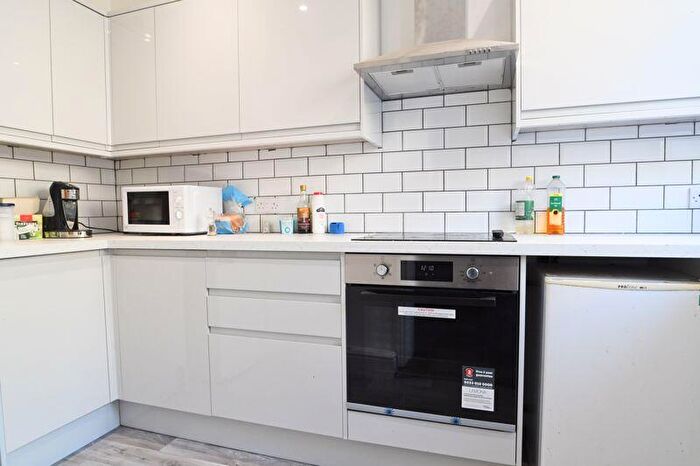 4 Bedroom Terraced House To Rent In Milner Road, Brighton, BN2