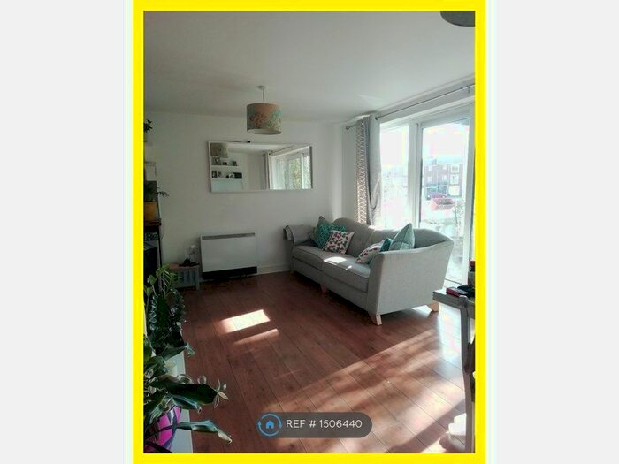 2 Bedroom Flat To Rent In Luton, Luton, LU3