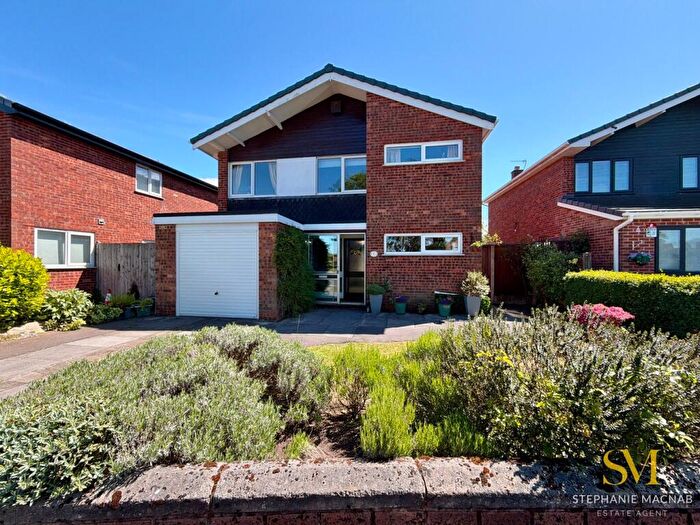 4 Bedroom Detached House For Sale In Longton Drive, Formby, Liverpool, L37