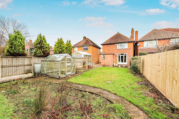 3 Bedroom Detached House For Sale In Cumberland Road, Bilston, WV14