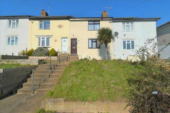 3 Bedroom Property To Rent In Willow Road, Dartford, DA1