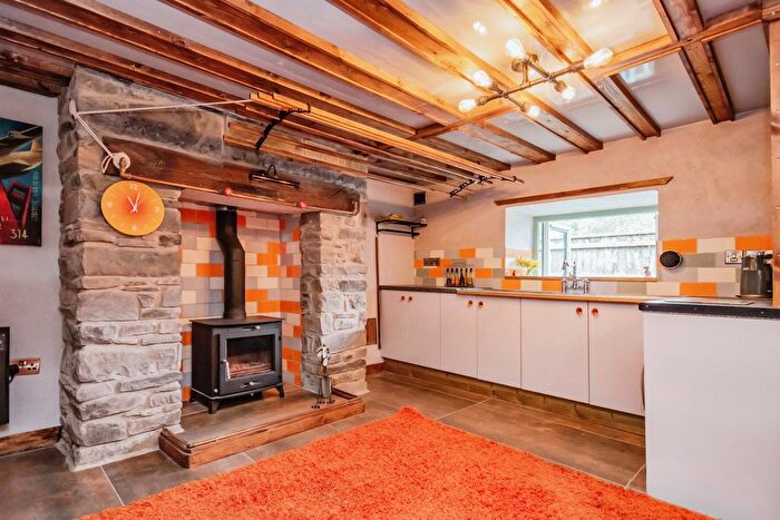 3 Bedroom Barn Conversion For Sale In Llanrhystud, Ceredigion, SY23