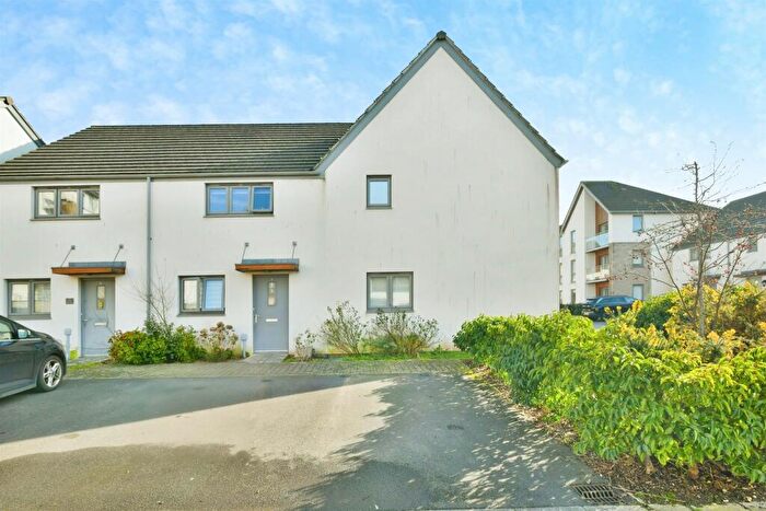 2 Bedroom Terraced House For Sale In South Yard Way, Plymouth, PL1