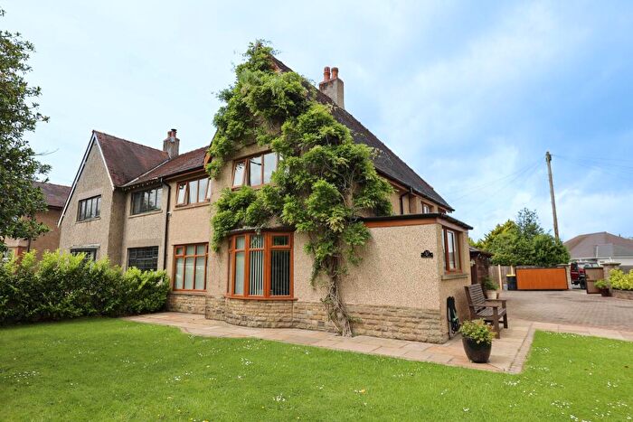 3 Bedroom Semi Detached House For Sale In Hall Drive, Torrisholme, Morecambe, LA4