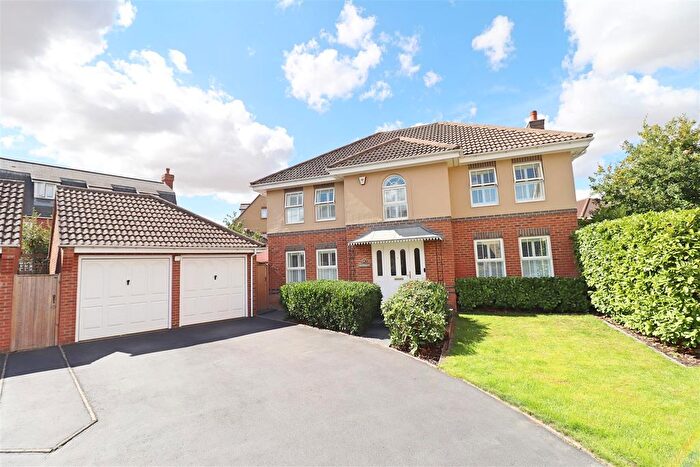 4 Bedroom Detached House For Sale In Hardwick Close, Great Notley, CM77