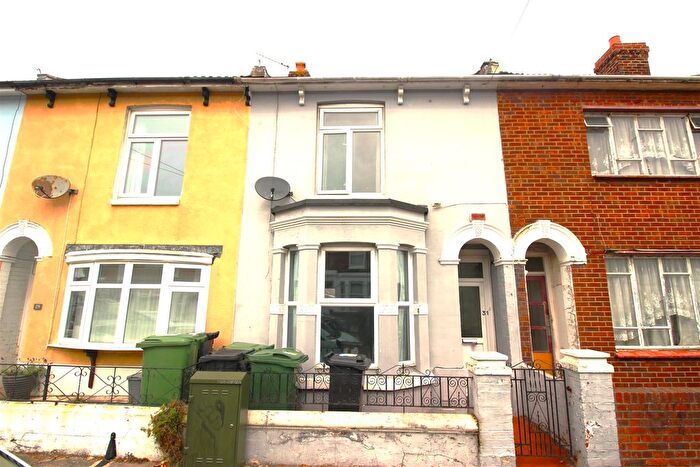 1 Bedroom Flat To Rent In Front Maison, Henderson Rd Southsea Hants, PO4
