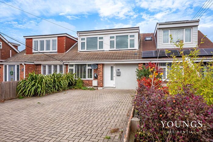 3 Bedroom Terraced House For Sale In Lower Road, Hullbridge, SS5