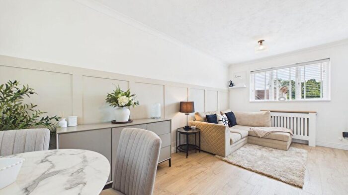 2 Bedroom Maisonette For Sale In Danish Court, Werrington, Peterborough, PE4