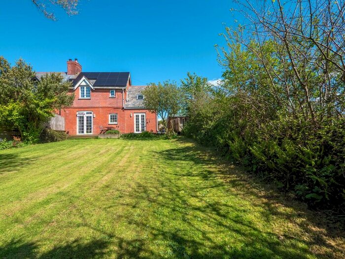 3 Bedroom Semi-Detached House For Sale In Royal Oak, Stratton, EX23