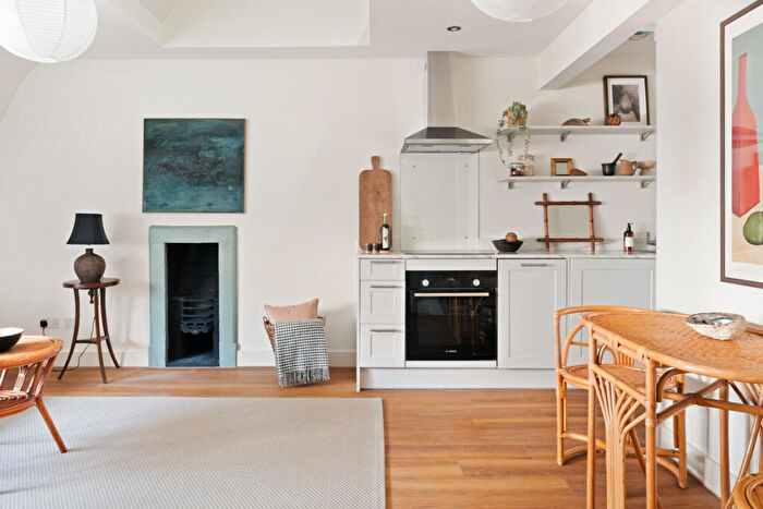 1 Bedroom Apartment For Sale In Park Street, Bristol, BS1