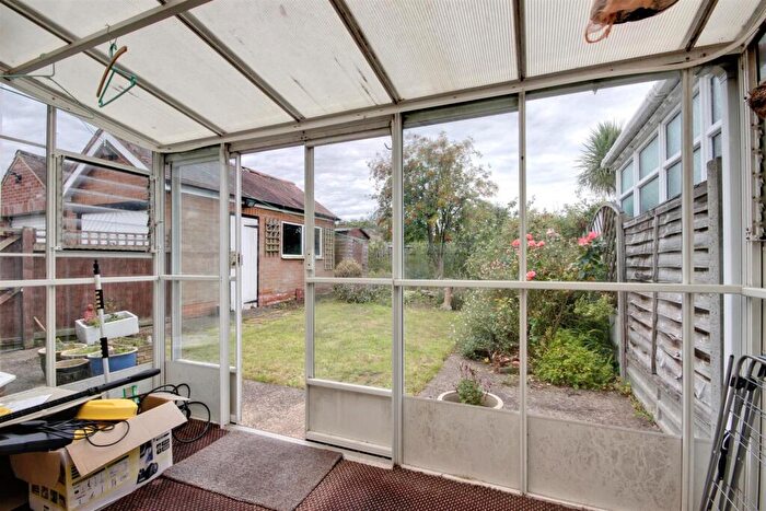 2 Bedroom Semi-Detached Bungalow For Sale In Oakdene, Cottingham, HU16