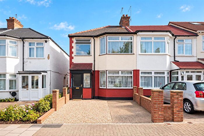 3 Bedroom Semi Detached House For Sale In Crofts Road, Harrow, HA1
