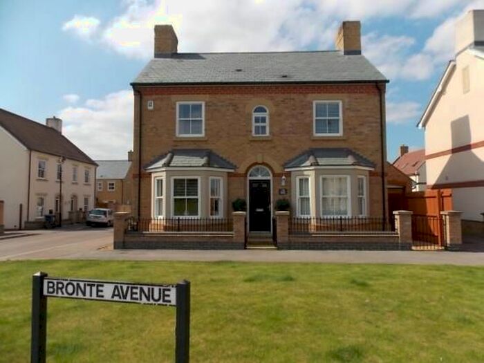 4 Bedroom Detached House To Rent In Bronte Avenue, Fairfield, Hitchin, SG5