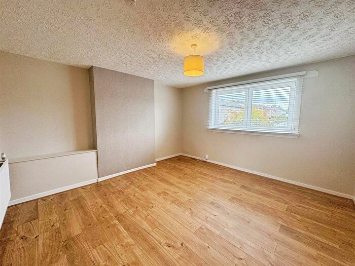3 Bedroom Flat For Sale In Greenwood Quadrant, Clydebank, G81