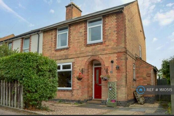 3 Bedroom Semi-Detached House To Rent In Leicester, Leicester, LE2