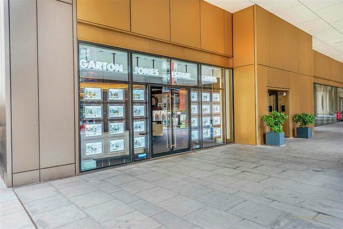 1 Bedroom Flat To Rent In Woods House, Grosvenor Waterside, Gatliff Road, Chelsea, London, SW1W